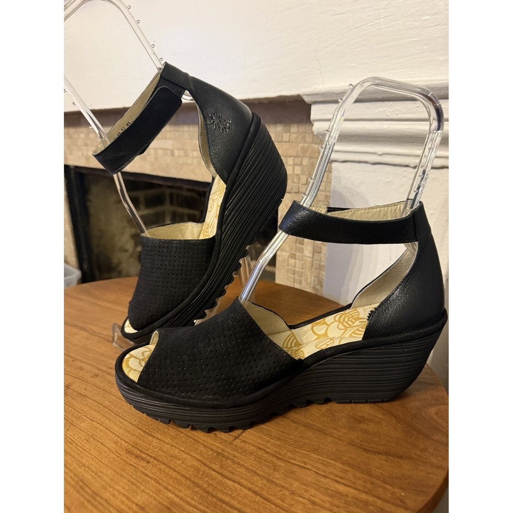 Fly London Yake Women's Sandal EU 41 Black Ankle Strap‎ Open Toe EUC